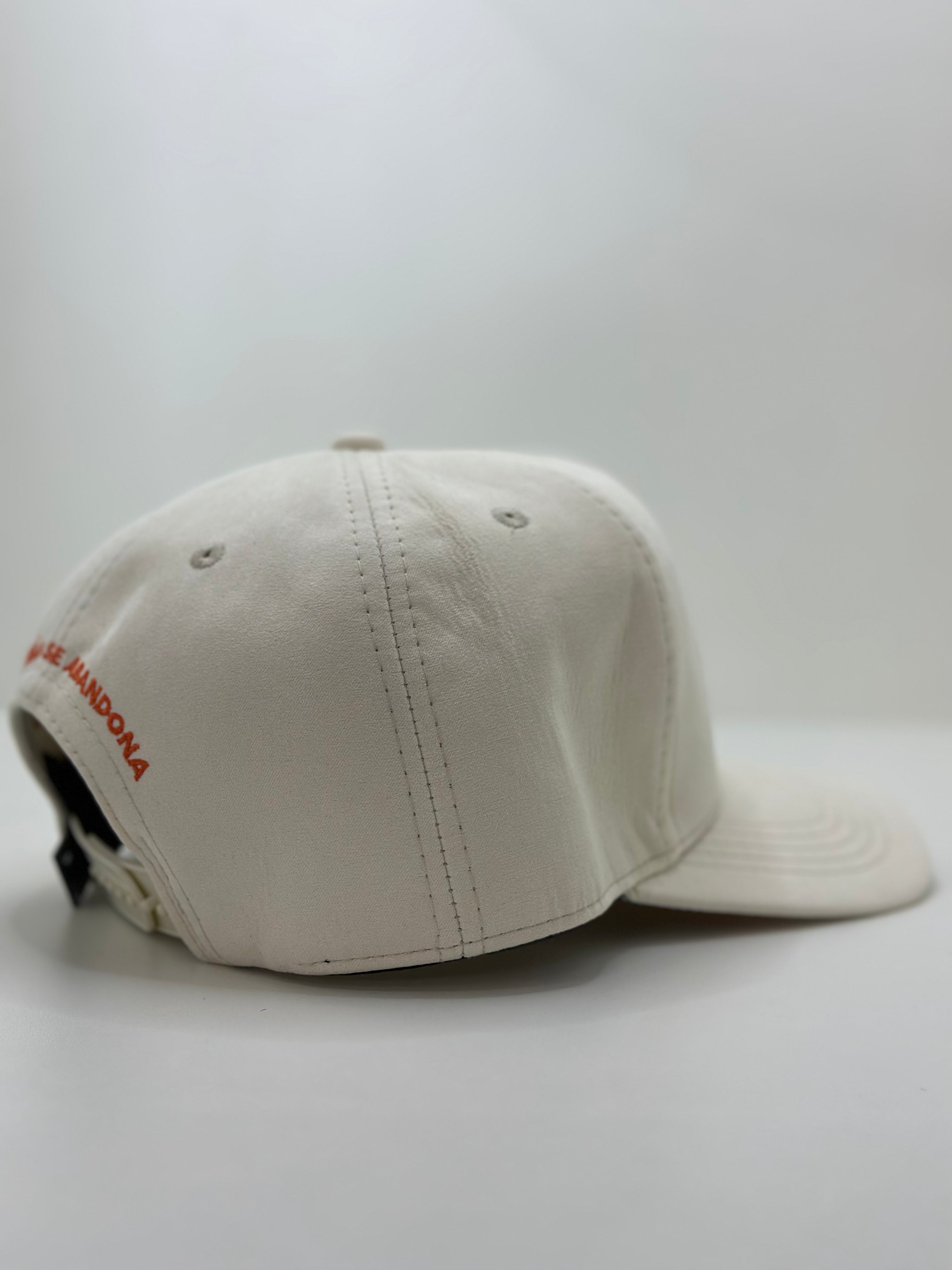 Boné Trucker | Branco em Veludo